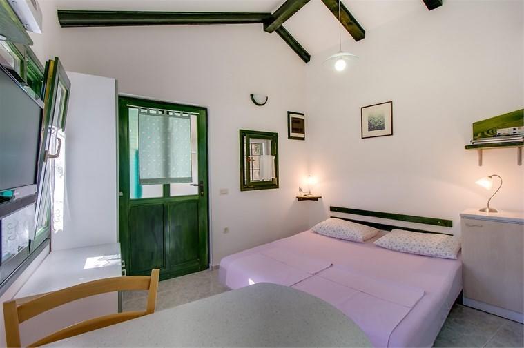Apartment Julia Veli Losinj Bagian luar foto