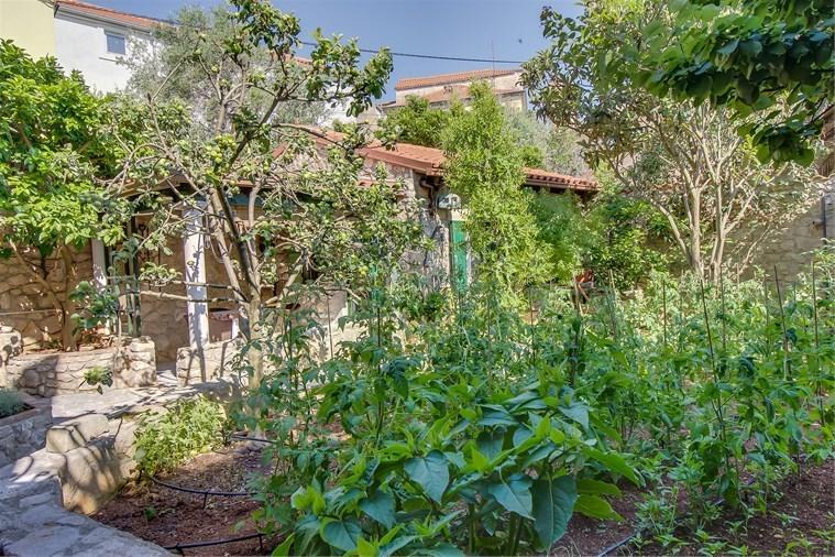 Apartment Julia Veli Losinj Bagian luar foto